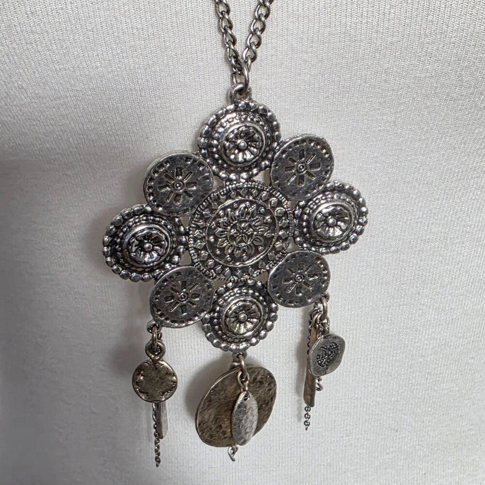 Chico's Etched Silvertone Medallion Pendant Necklace Mexican Inspired Boho - Picture 4 of 14